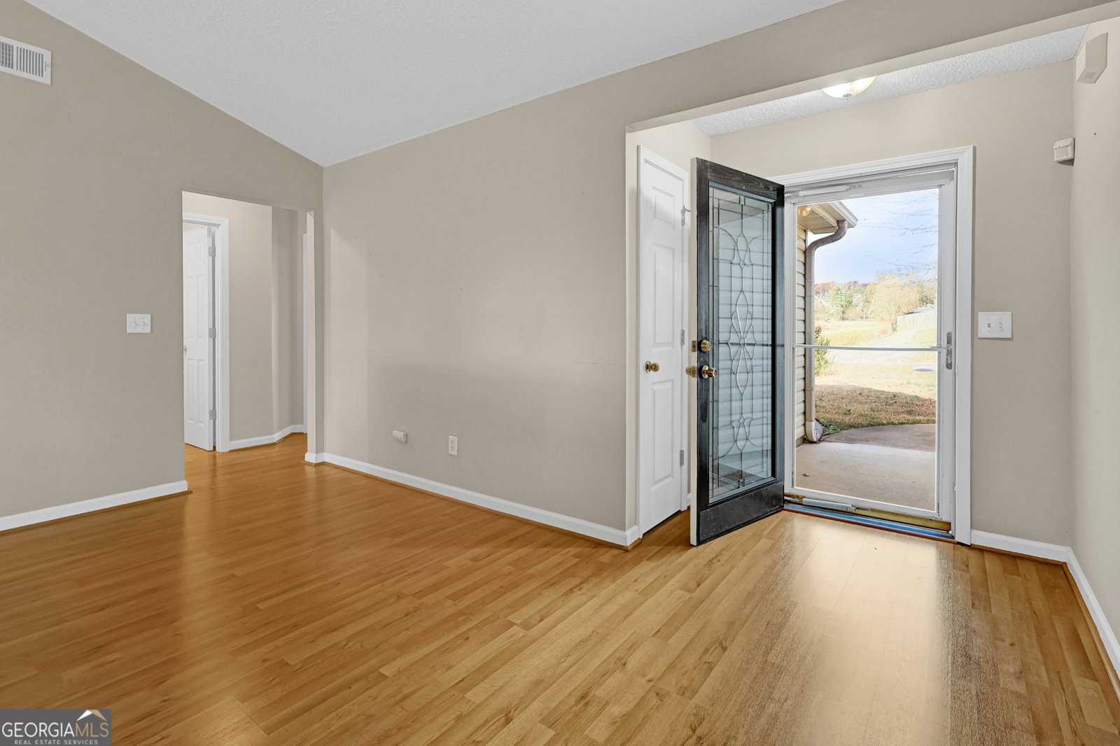 313 Harris Avenue Locust Grove - 11