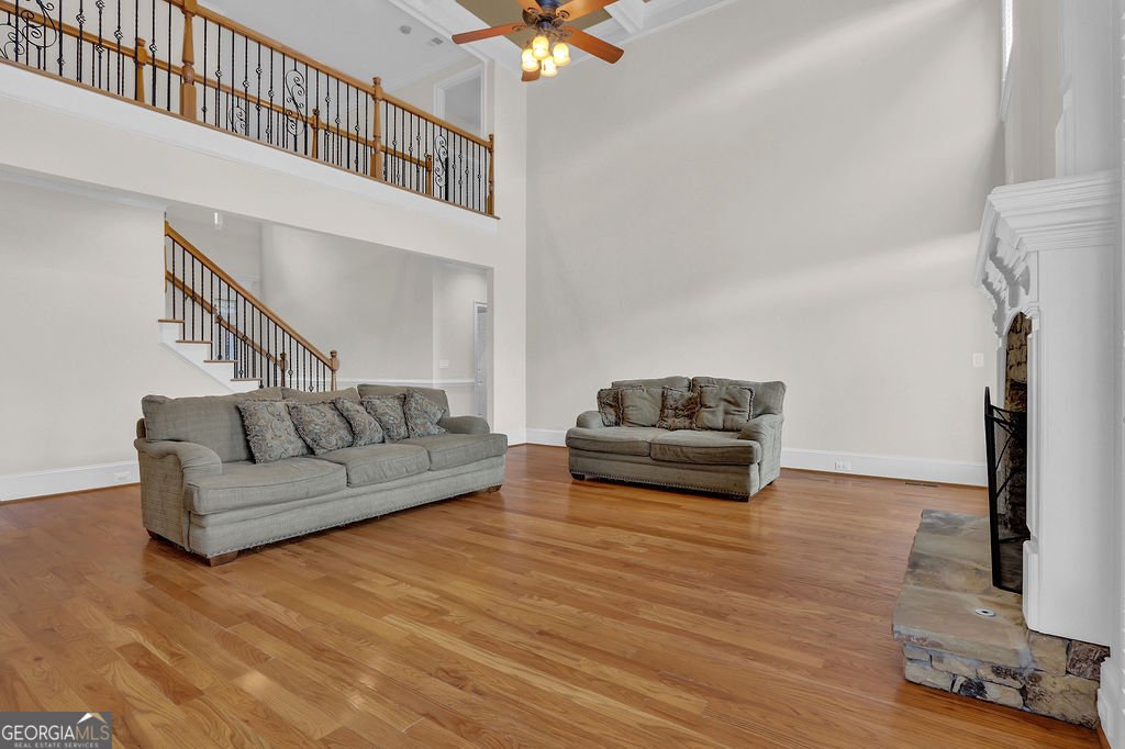 737 Heritage Post Lane Grayson - 4