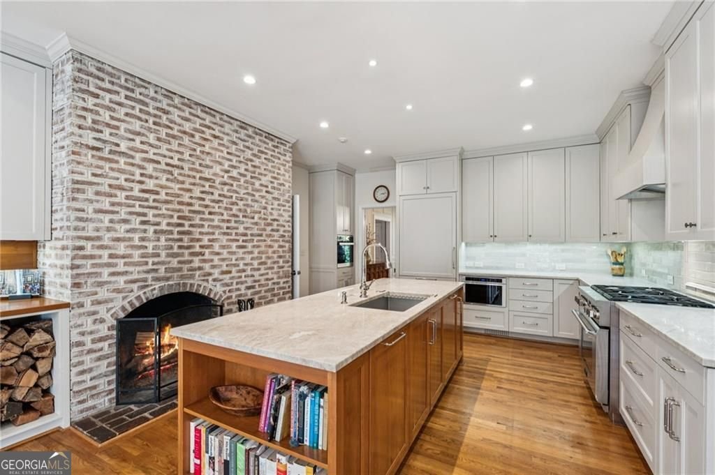 2010 Rivermeade Way Atlanta - 9