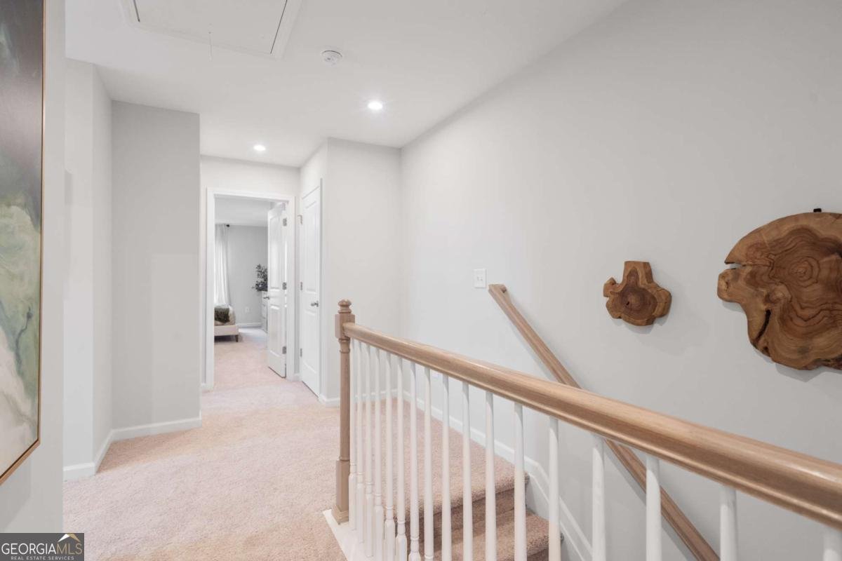 520 Crown Drive Emerson - 2