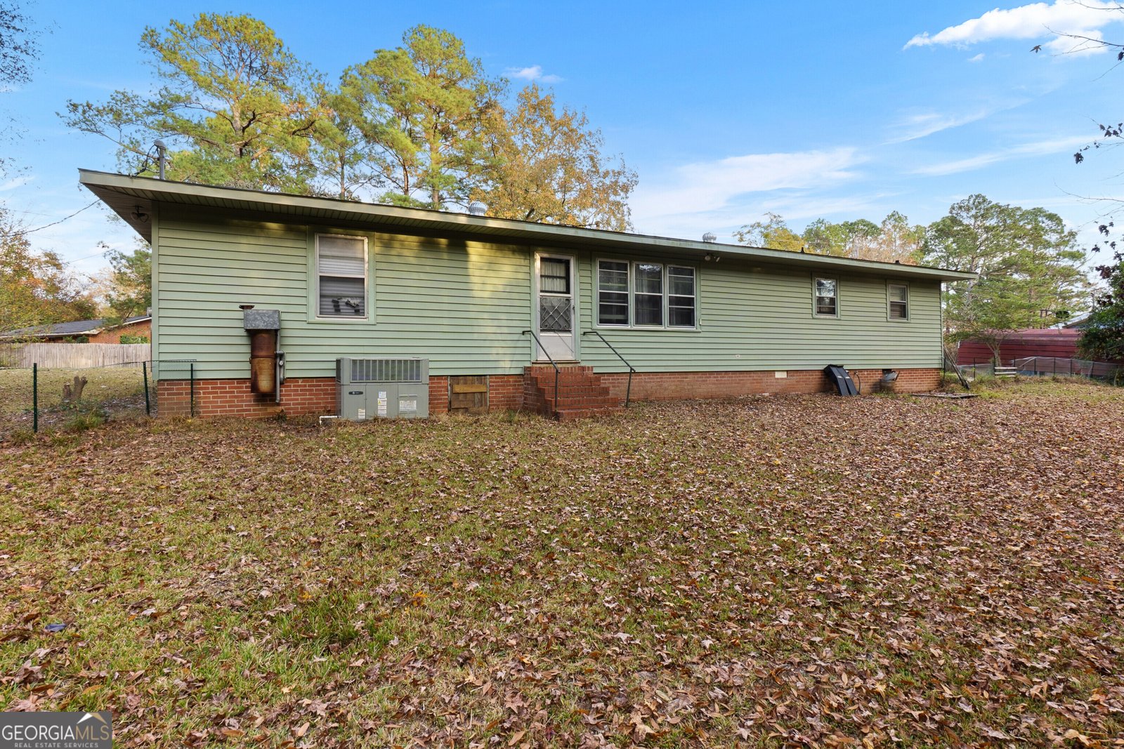 89 Jordan Drive Hawkinsville - 24