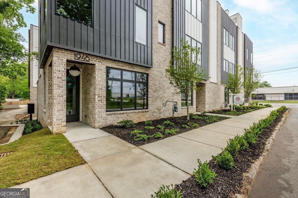 3960 Clairmont Road Chamblee - 3