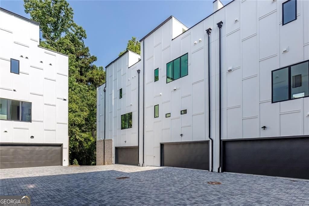 3960 Clairmont Road Chamblee - 44