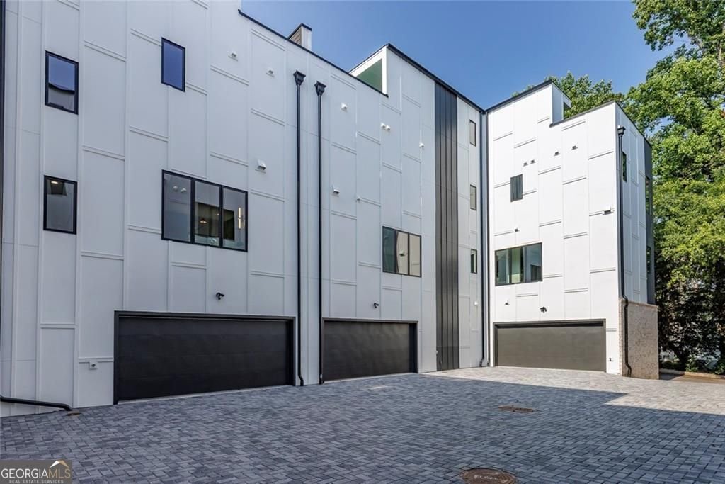 3960 Clairmont Road Chamblee - 45