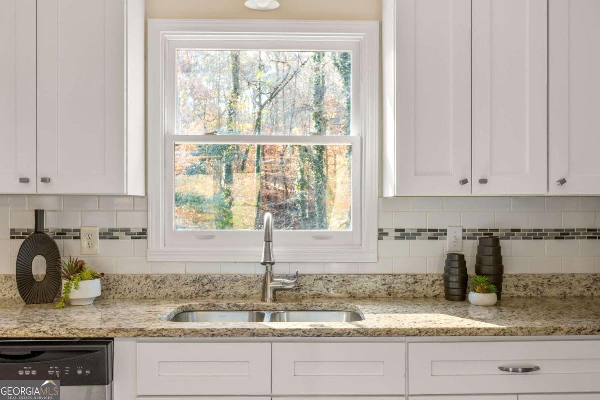 3169 Dover Drive Duluth - 9