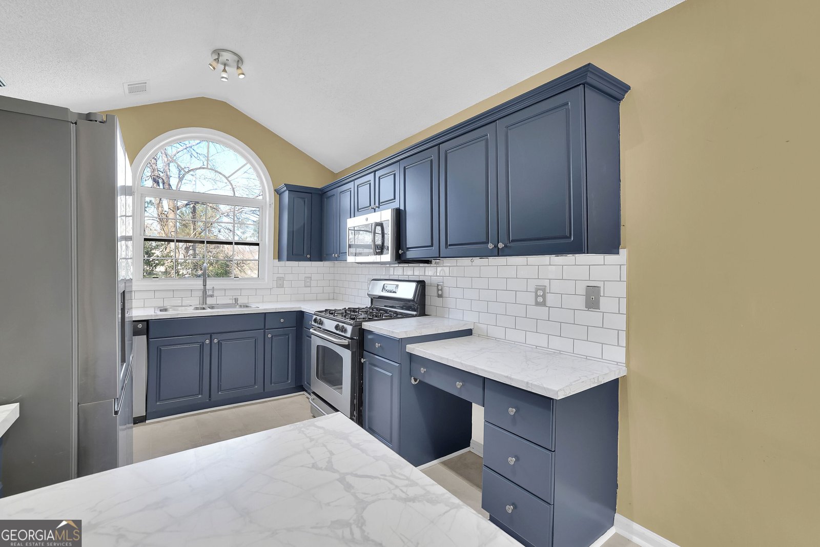 613 Sweet Basil Lane Woodstock - 14