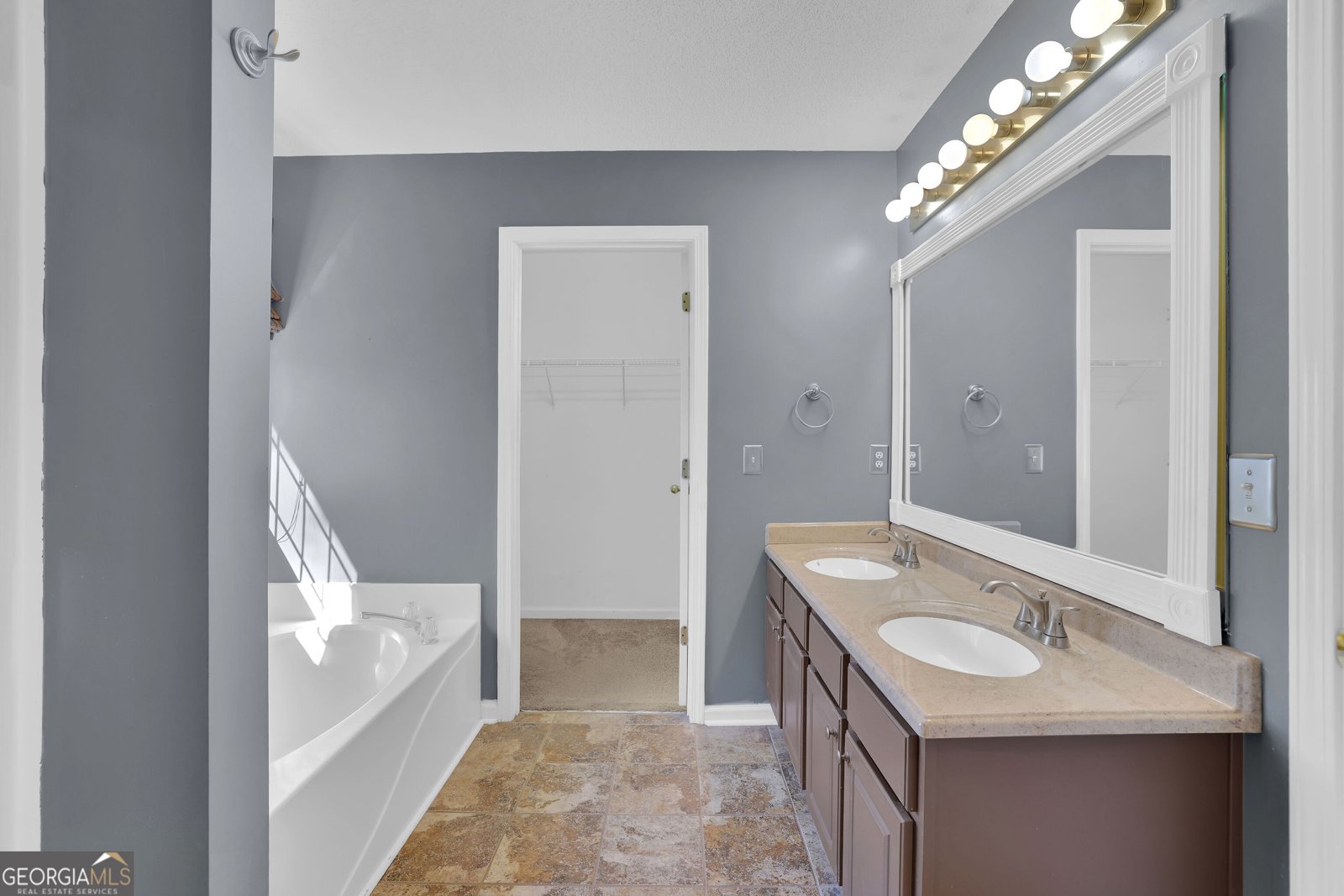 613 Sweet Basil Lane Woodstock - 26