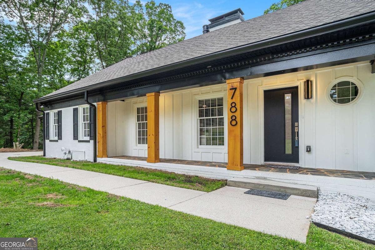 788 Sherwood Road Gainesville - 37