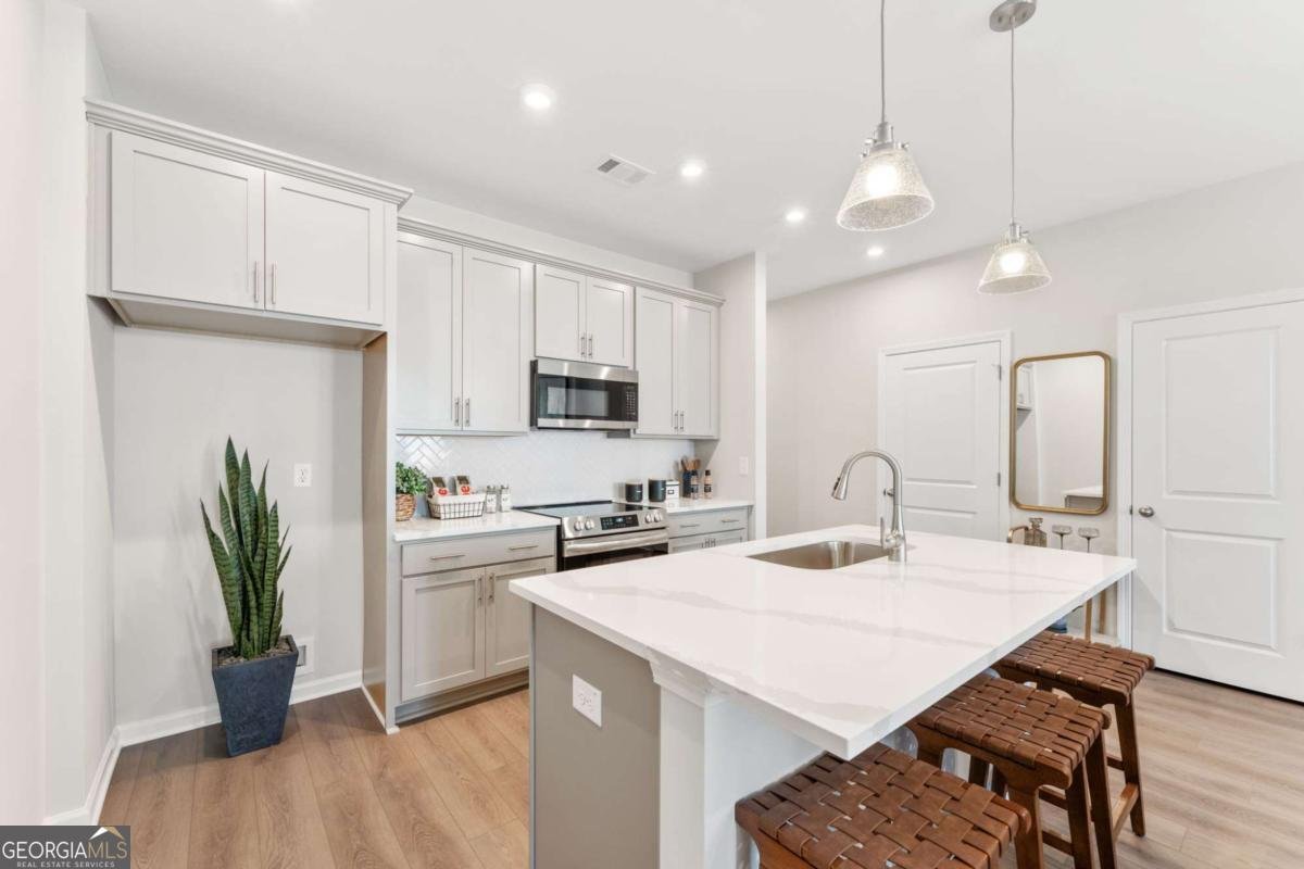 493 Crown Drive Cartersville - 27