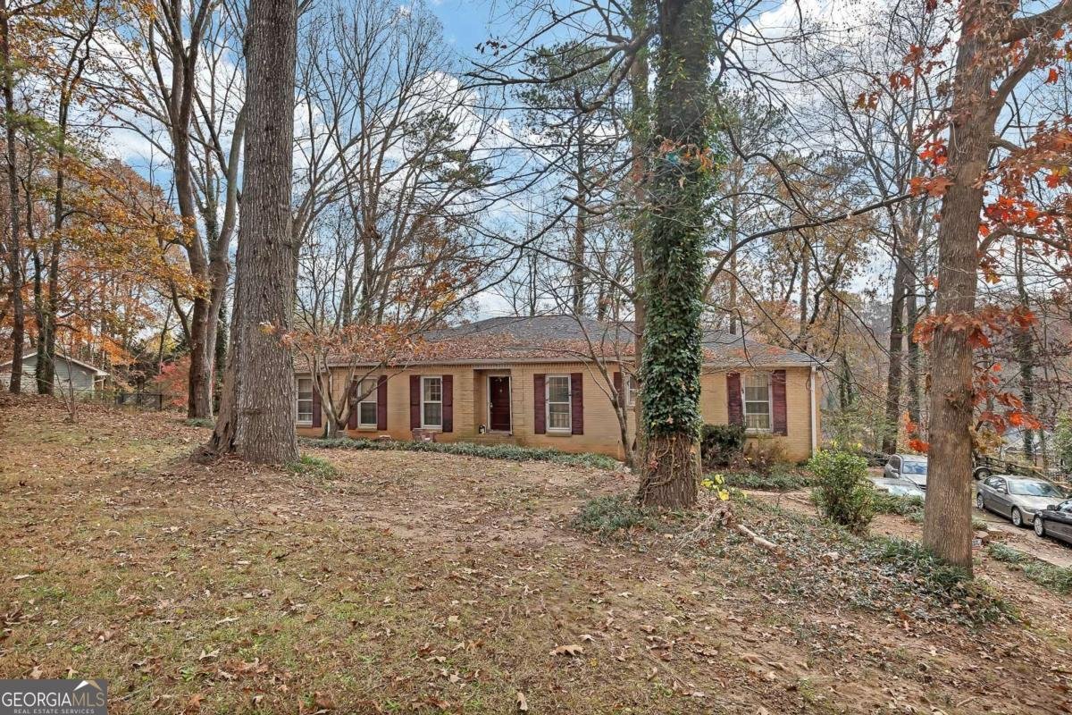 4520 Huntridge Drive Roswell - 3