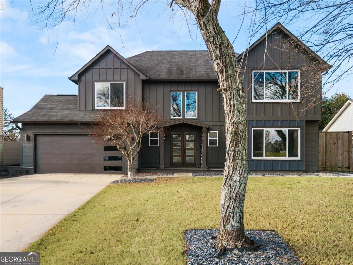 425 Mikasa Drive Alpharetta - main photo