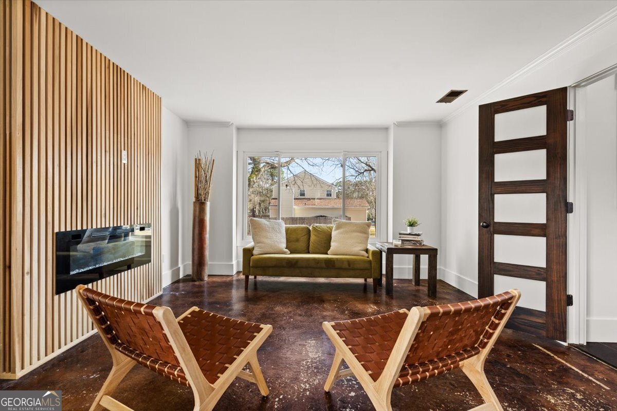 425 Mikasa Drive Alpharetta - 27