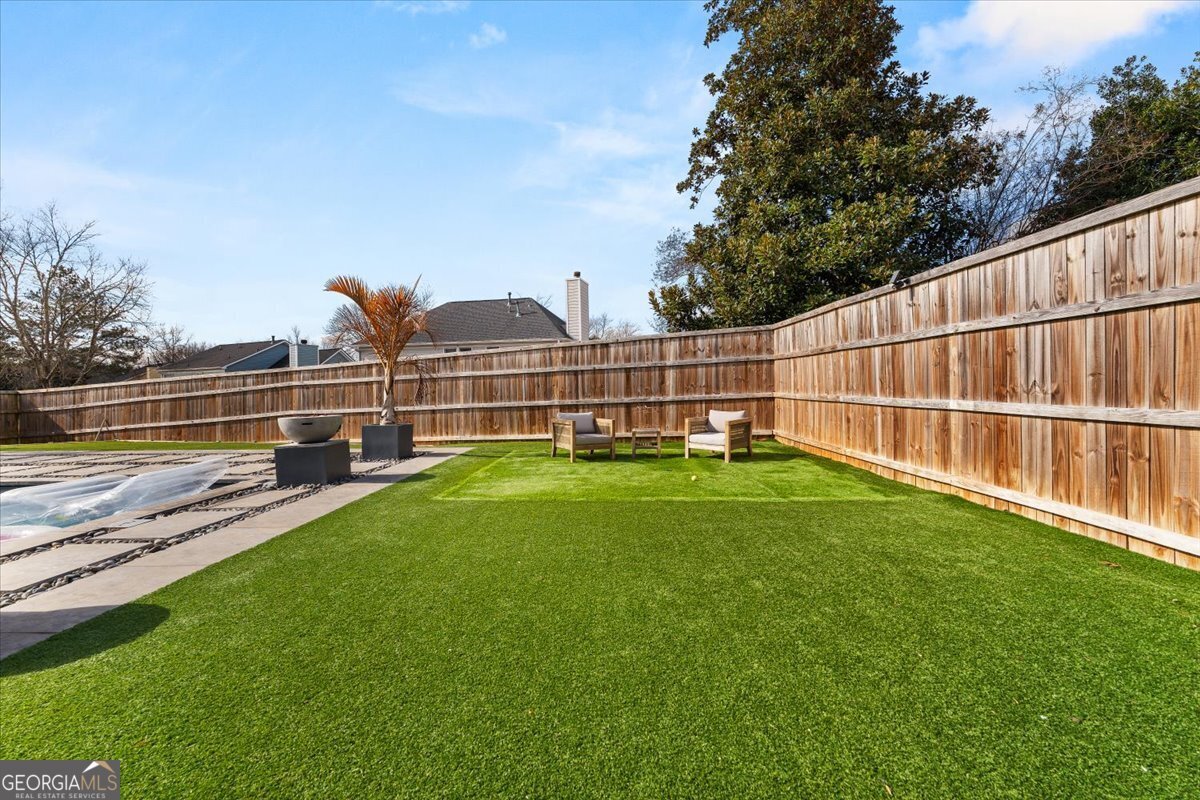 425 Mikasa Drive Alpharetta - 37