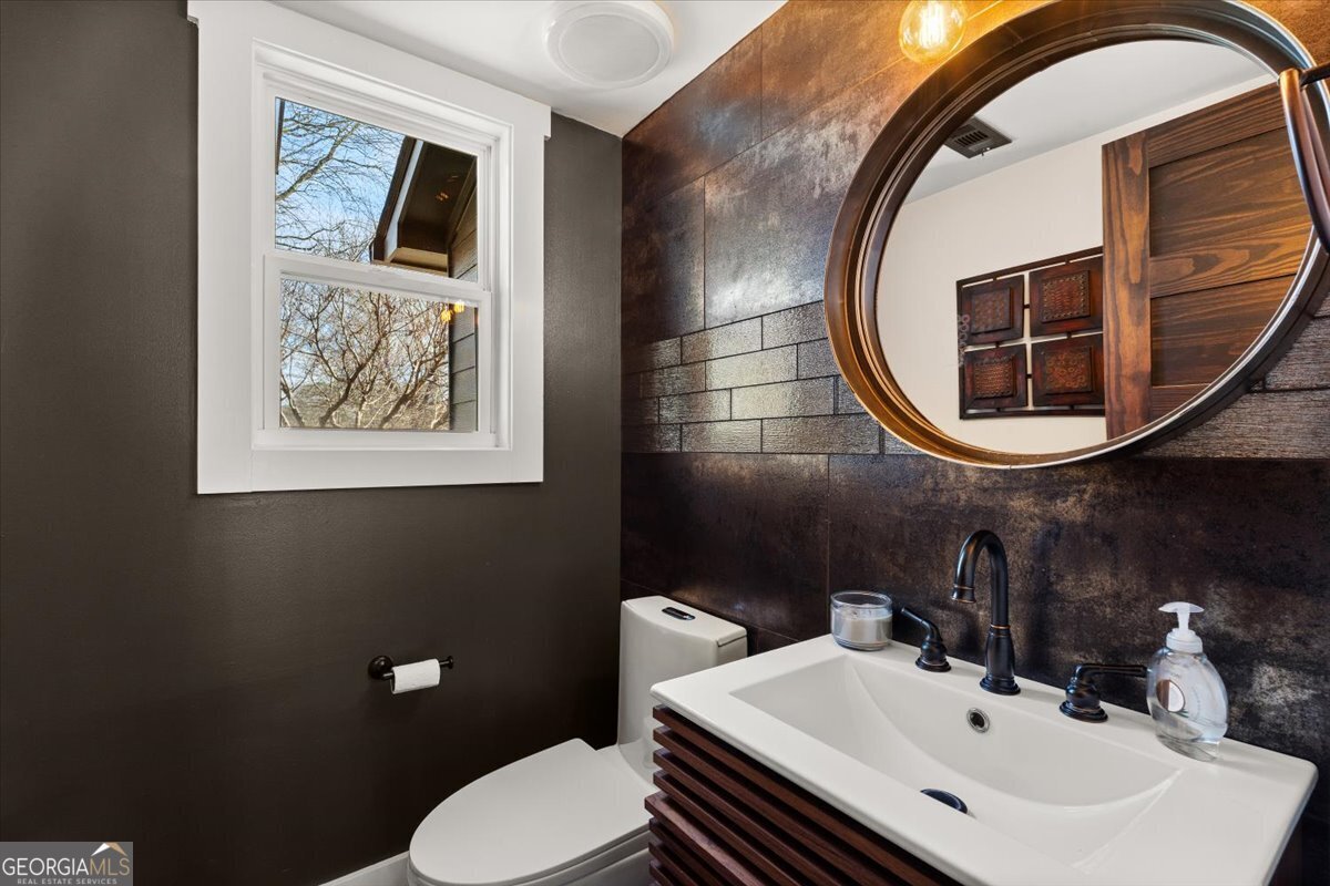 425 Mikasa Drive Alpharetta - 4