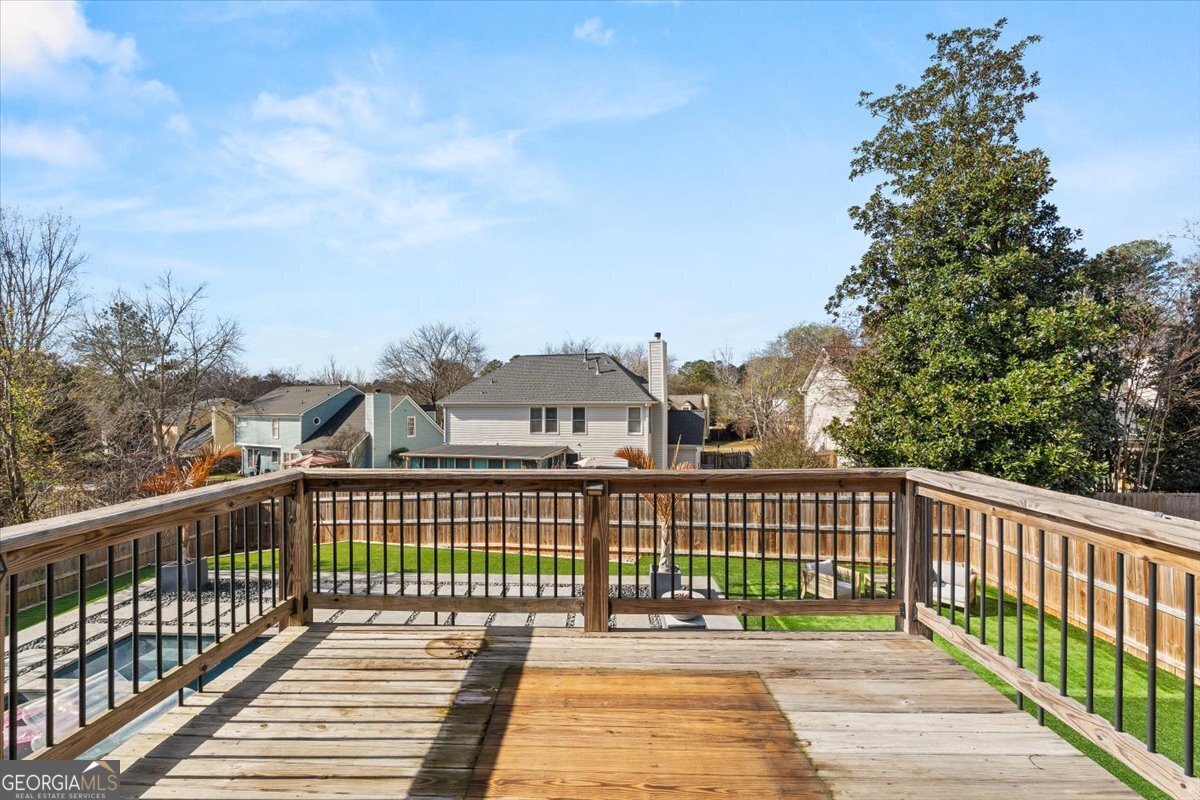 425 Mikasa Drive Alpharetta - 40