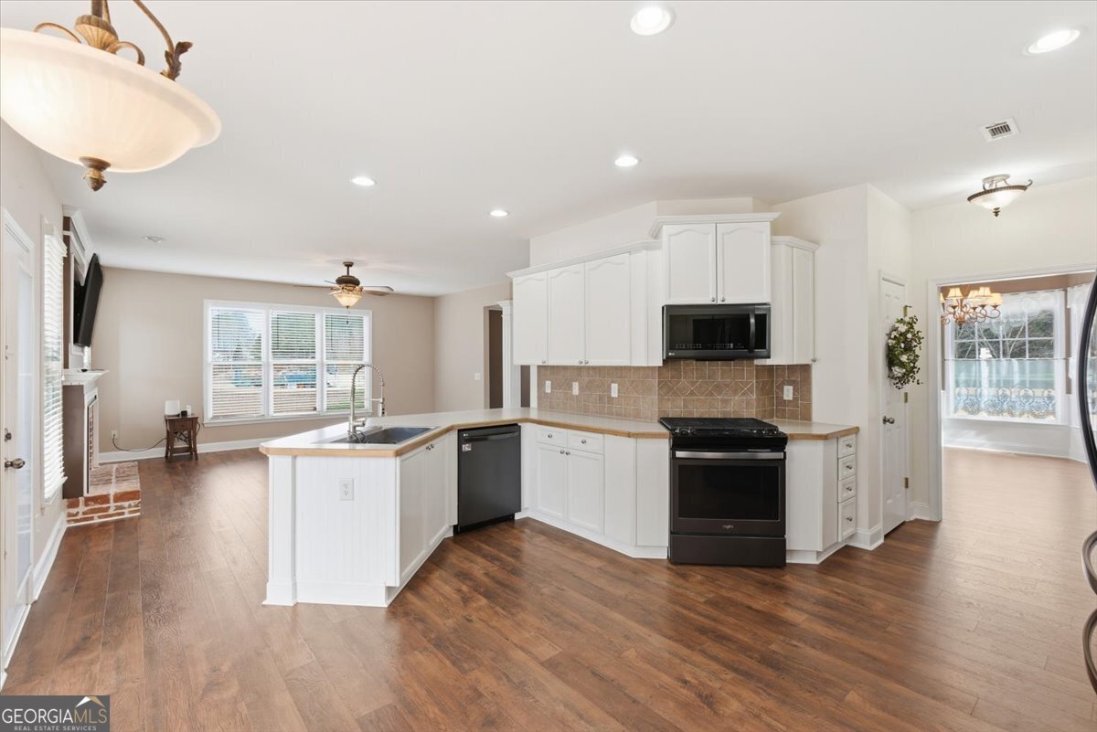 9005 Old Etowah Drive Ball Ground - 17