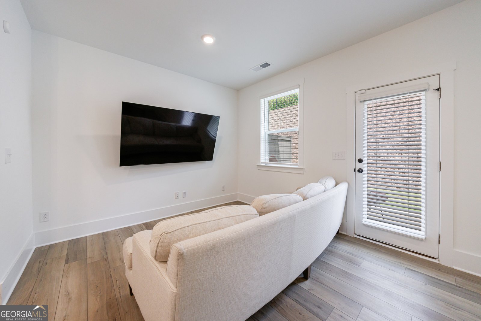 1624 Gunnin Trace Atlanta - 2