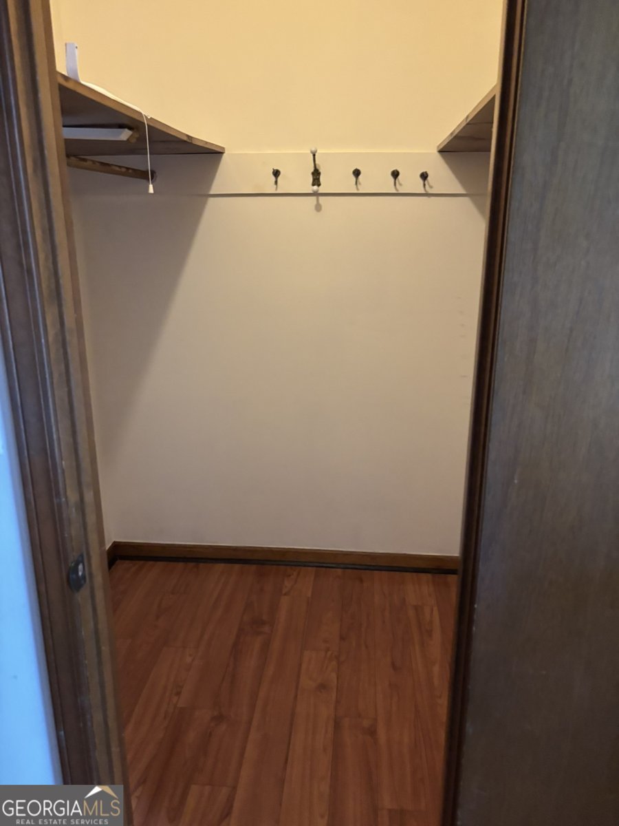 4082 STONEMONT Drive LILBURN - 18