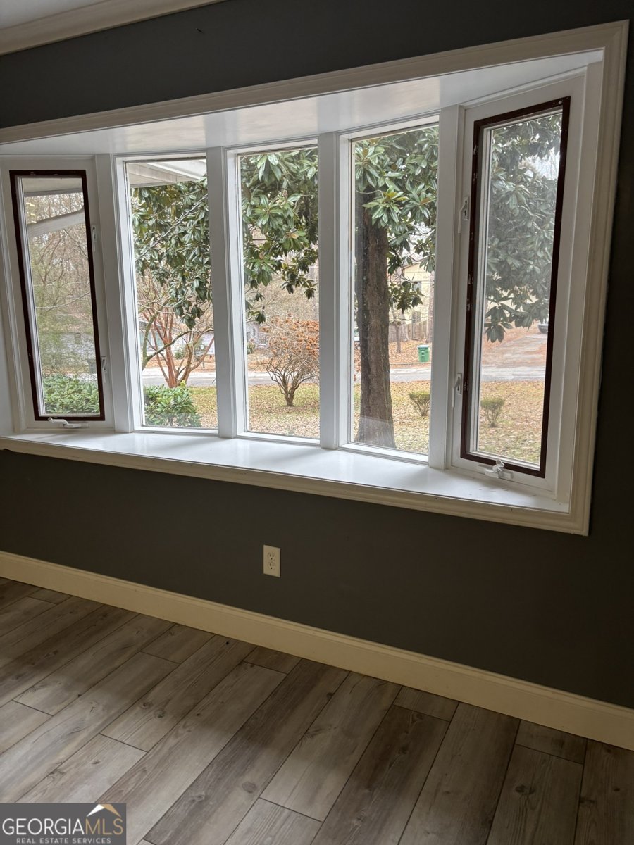 4082 STONEMONT Drive LILBURN - 9