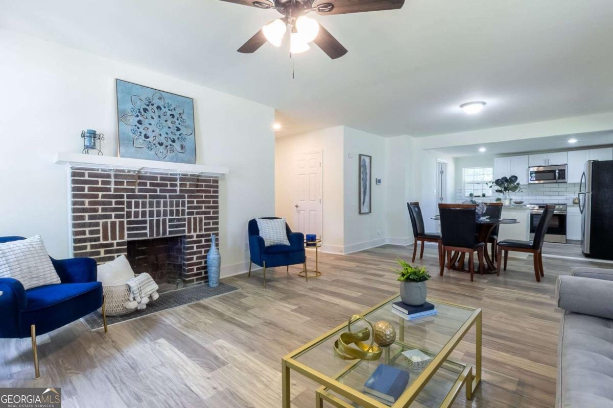 2949 Pearl Street East Point - 2