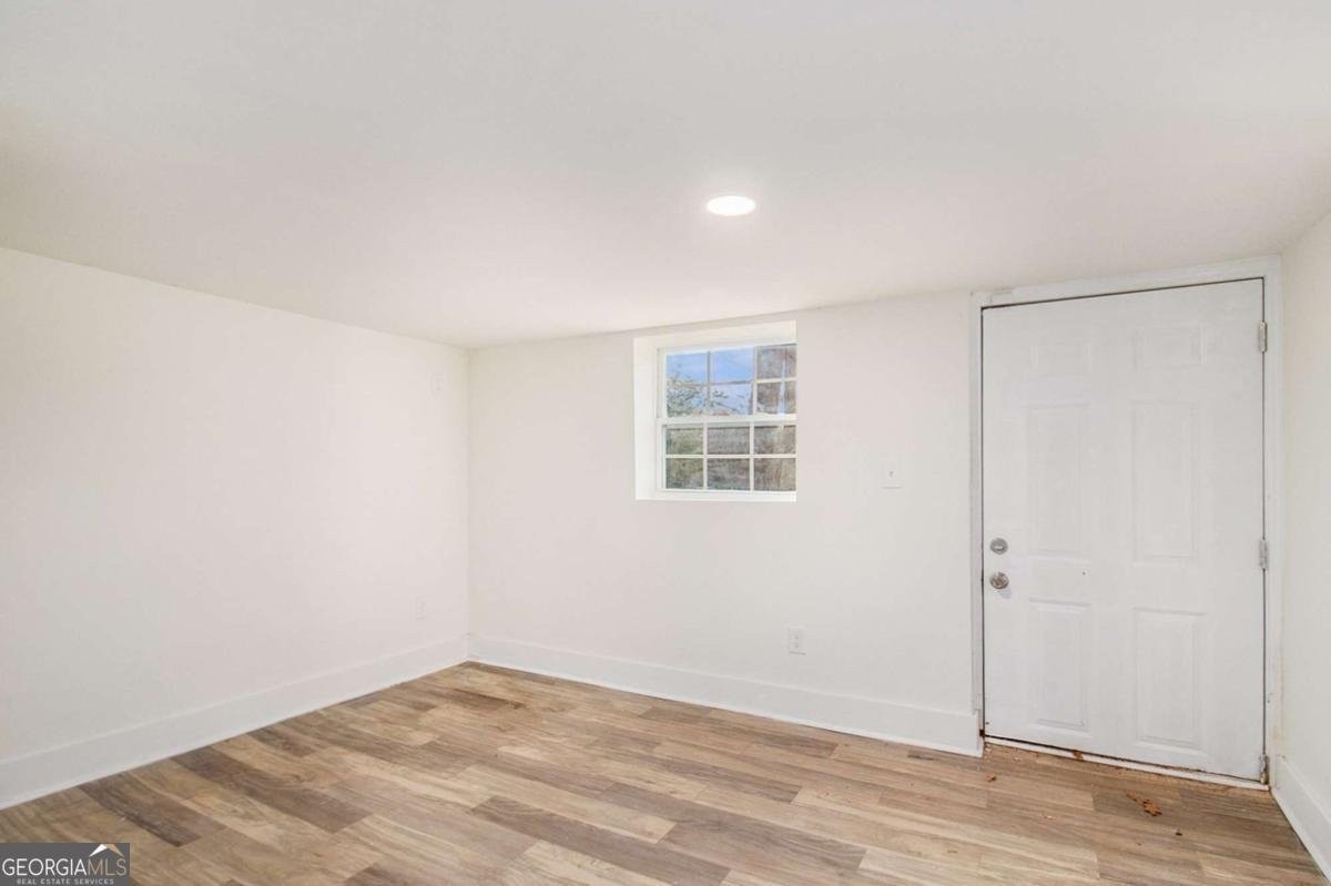 2949 Pearl Street East Point - 24