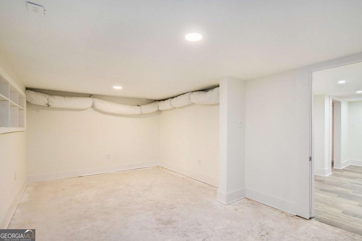 2949 Pearl Street East Point - 26