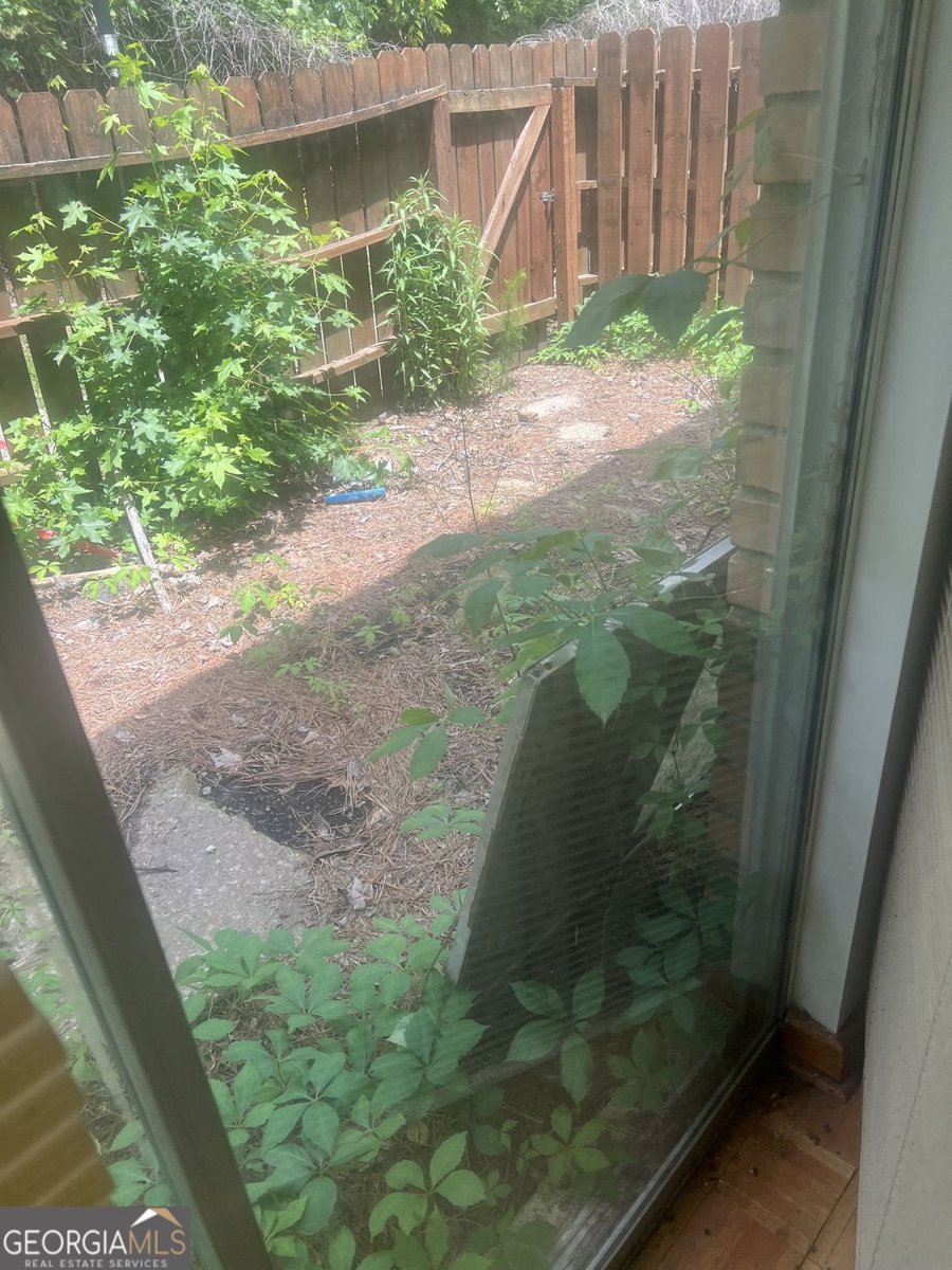 4701 Flat Shoals Road Union City - 4