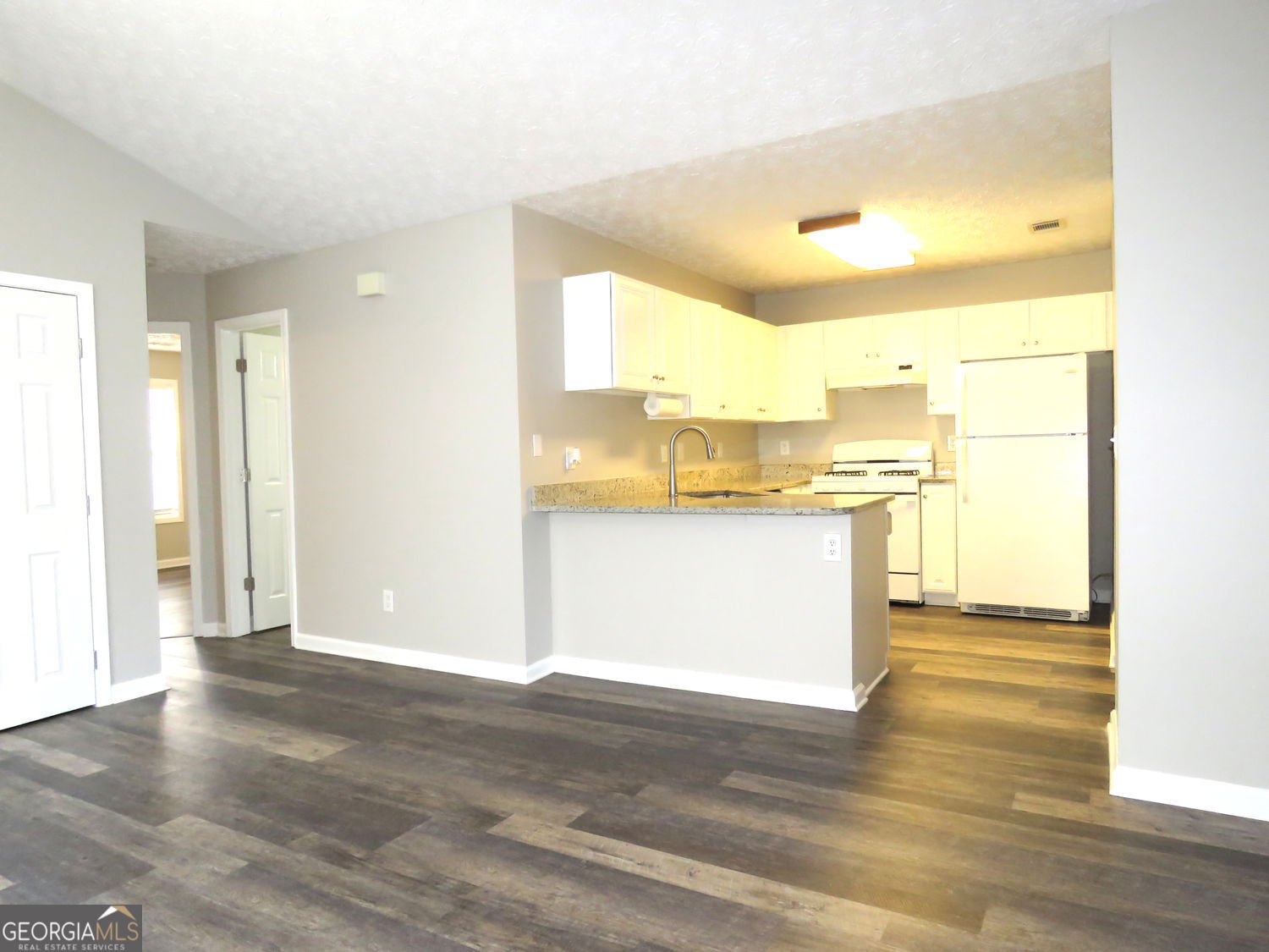 1121 Britley Park Lane Woodstock - 11