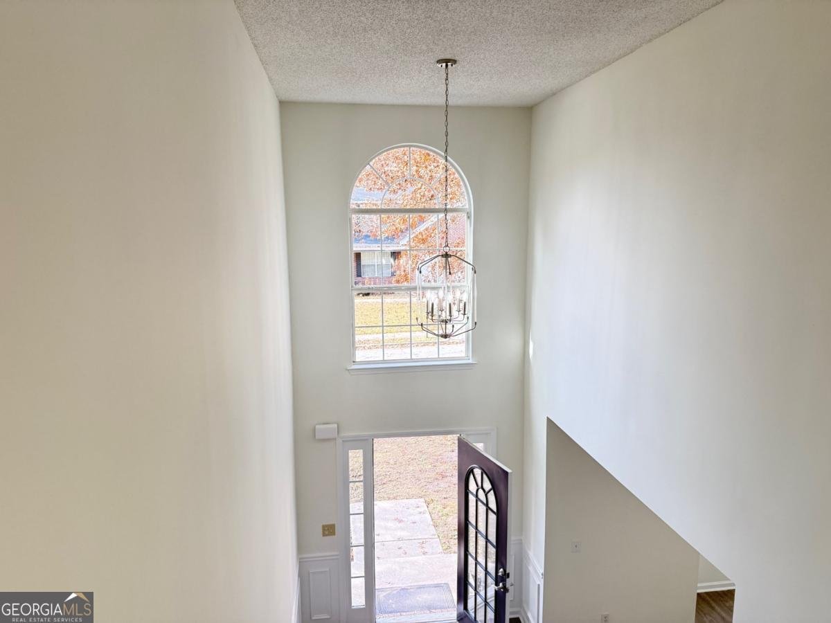 4466 Estate Street Atlanta - 23