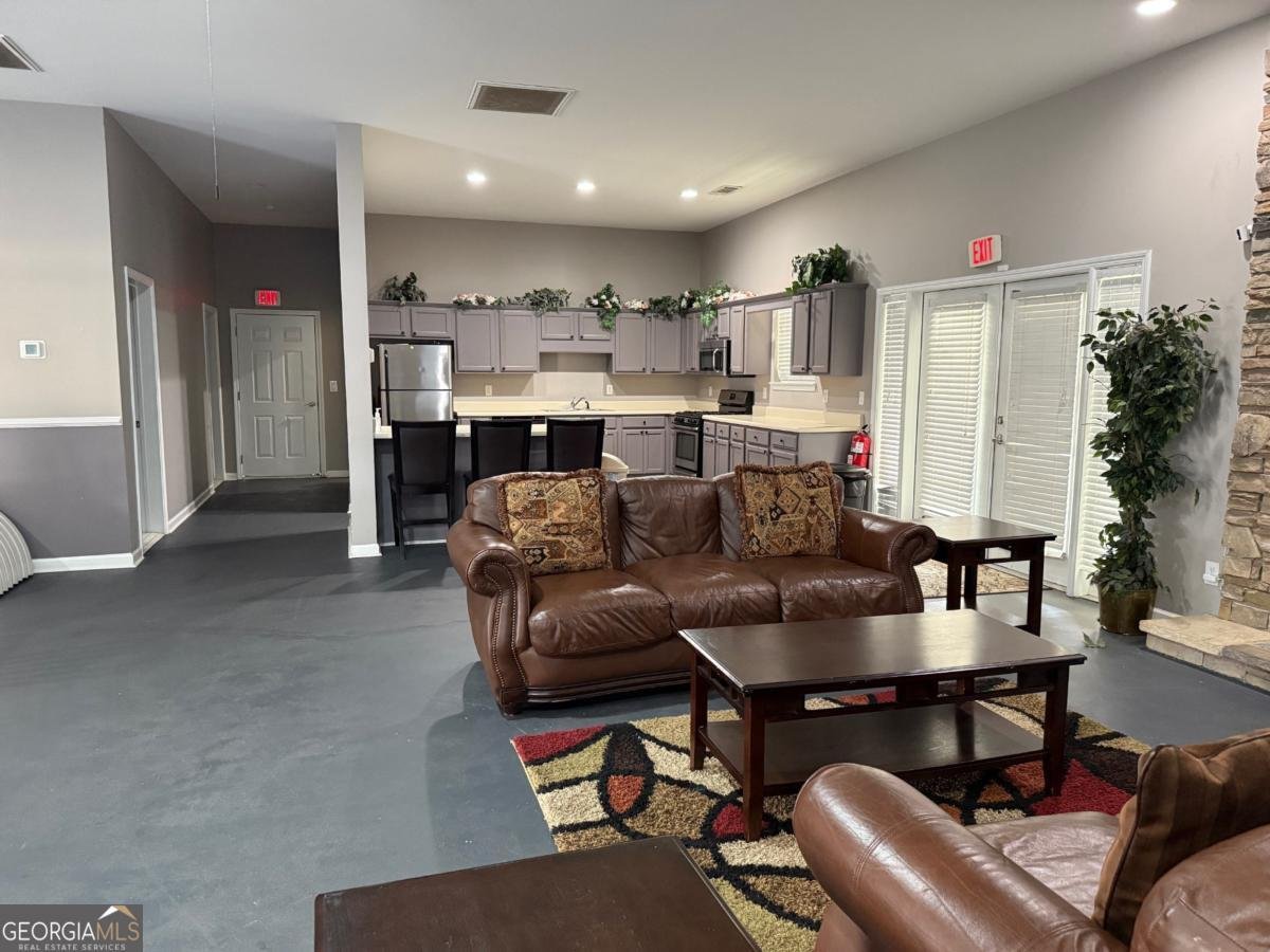 4466 Estate Street Atlanta - 40