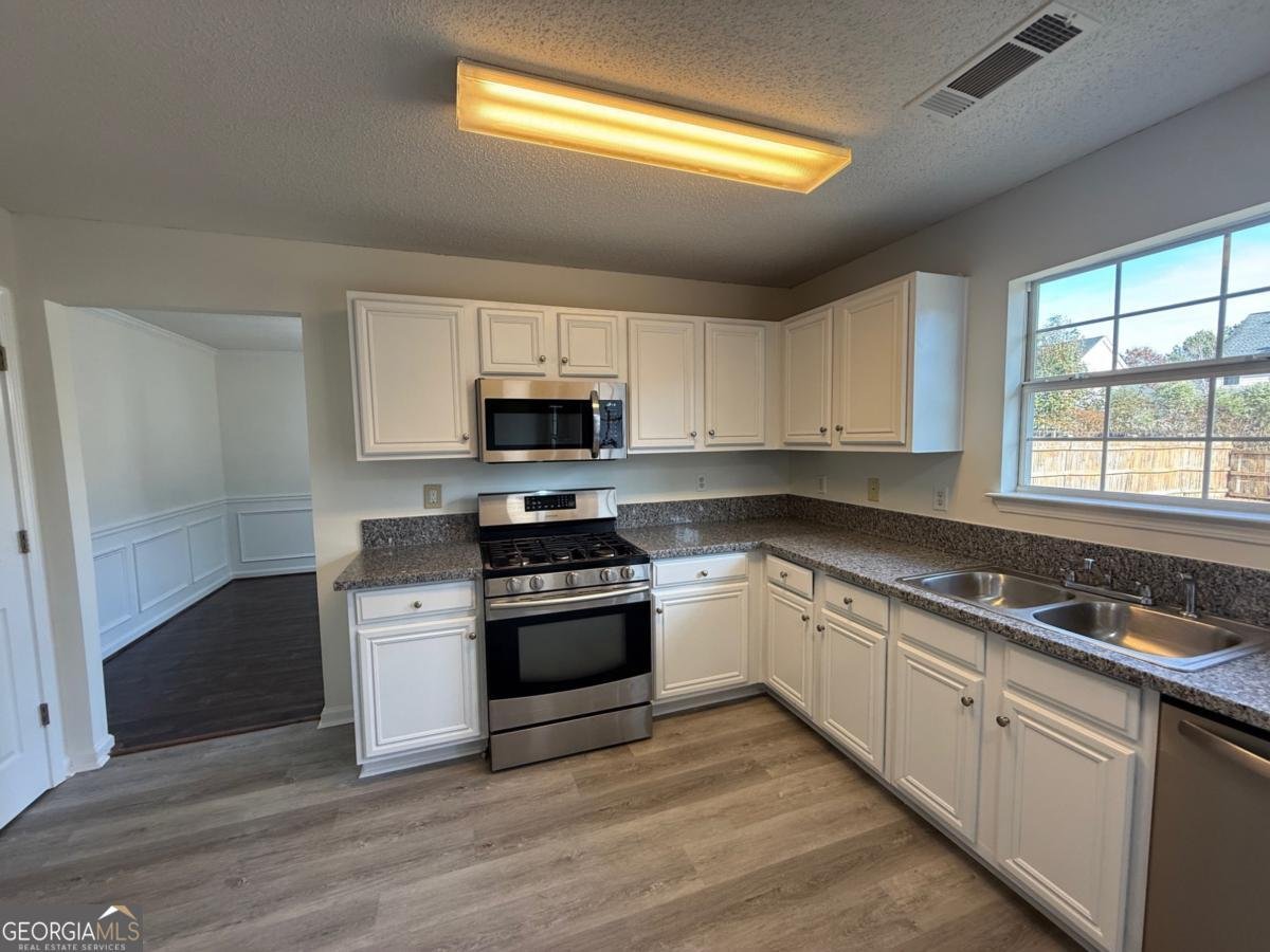 4466 Estate Street Atlanta - 7