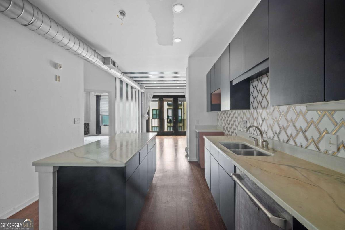 5300 Peachtree Road Atlanta - 12