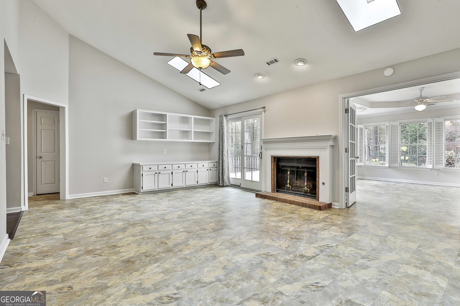 638 Grecken Green Peachtree City - 8