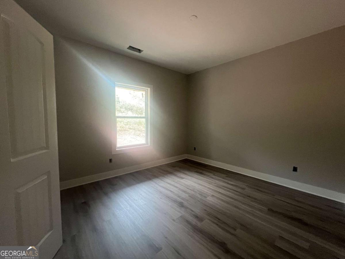 6476 Hwy 72 Carlton - 6