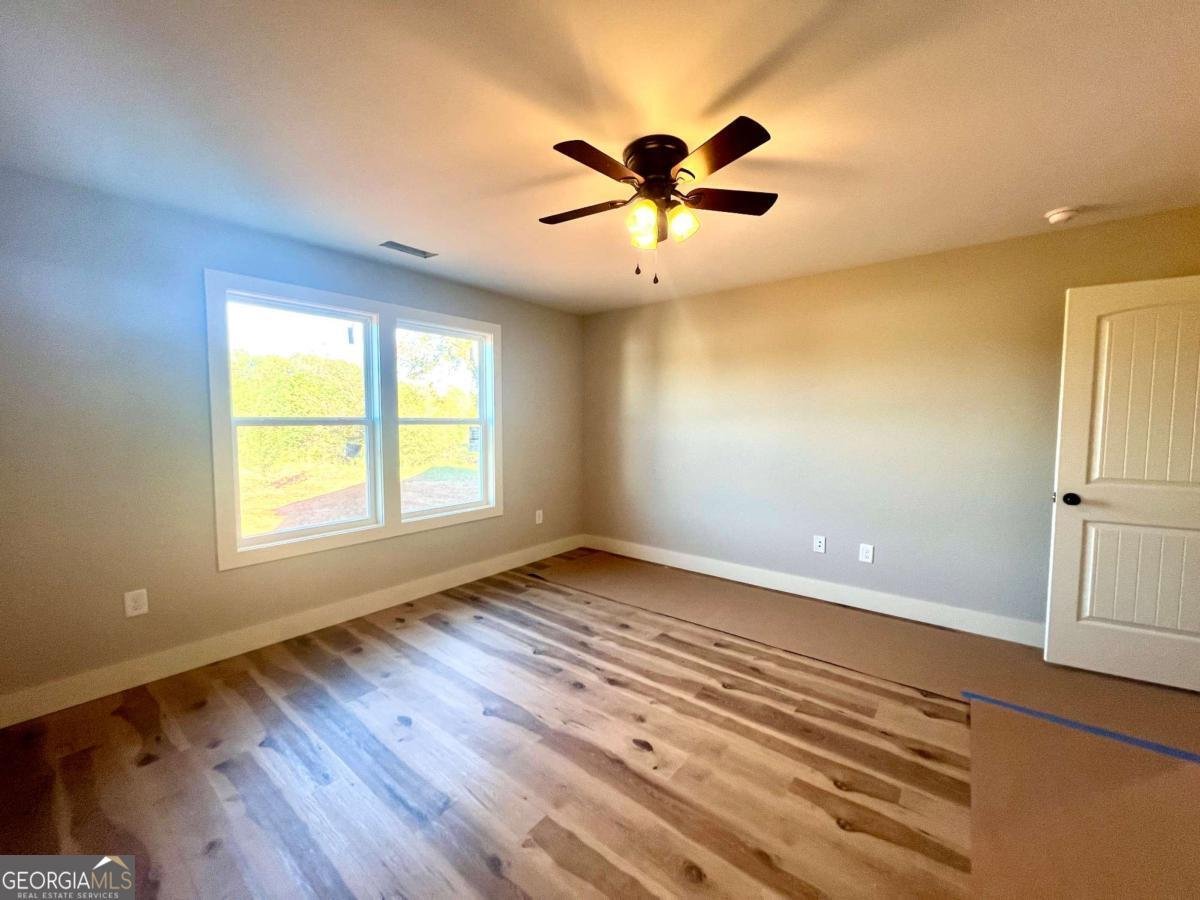 125 Laurel Avenue Comer - 5