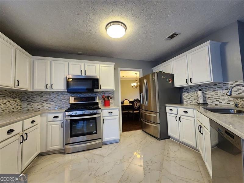 225 JON JEFF Drive Lilburn - 10