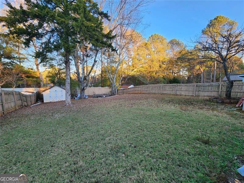 225 JON JEFF Drive Lilburn - 19