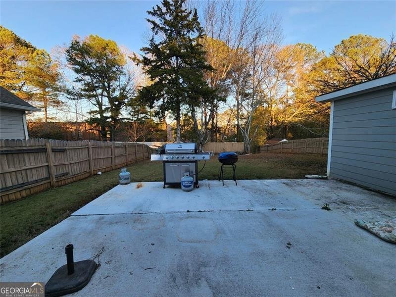 225 JON JEFF Drive Lilburn - 20