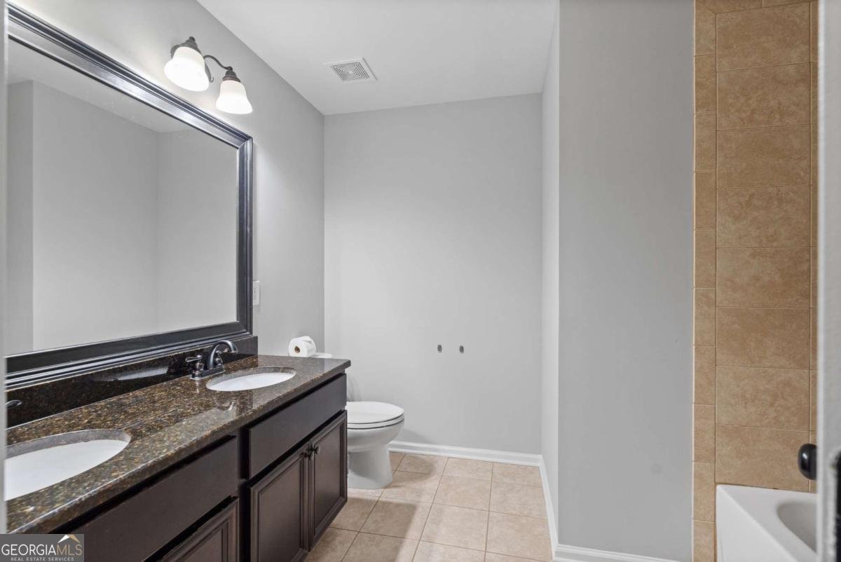 3910 Pleasant Woods Drive Cumming - 28