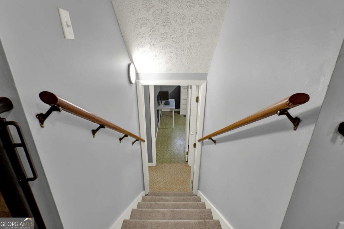 1756 Kimberly Drive Marietta - 40