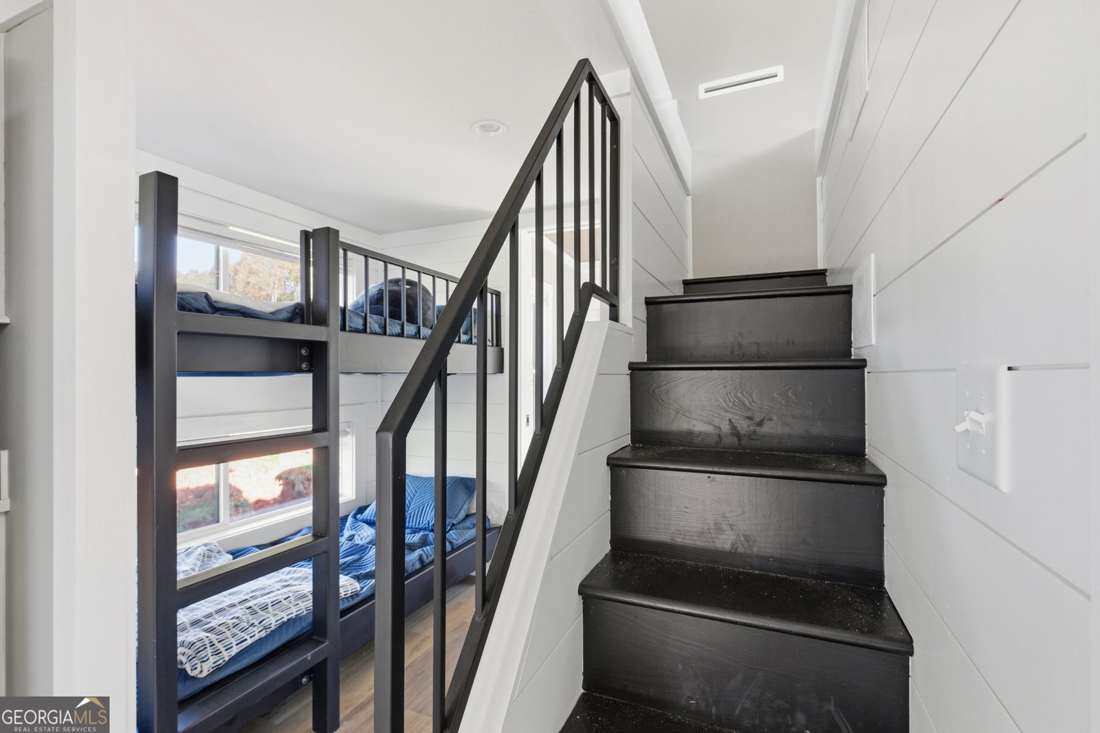 527 Saunders Road Franklin - Photo 16