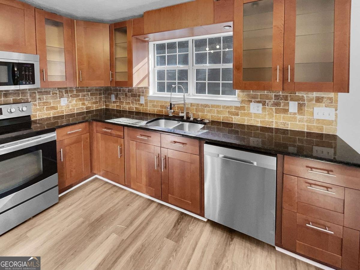 3785 Montrose Pond Walk Duluth - 14