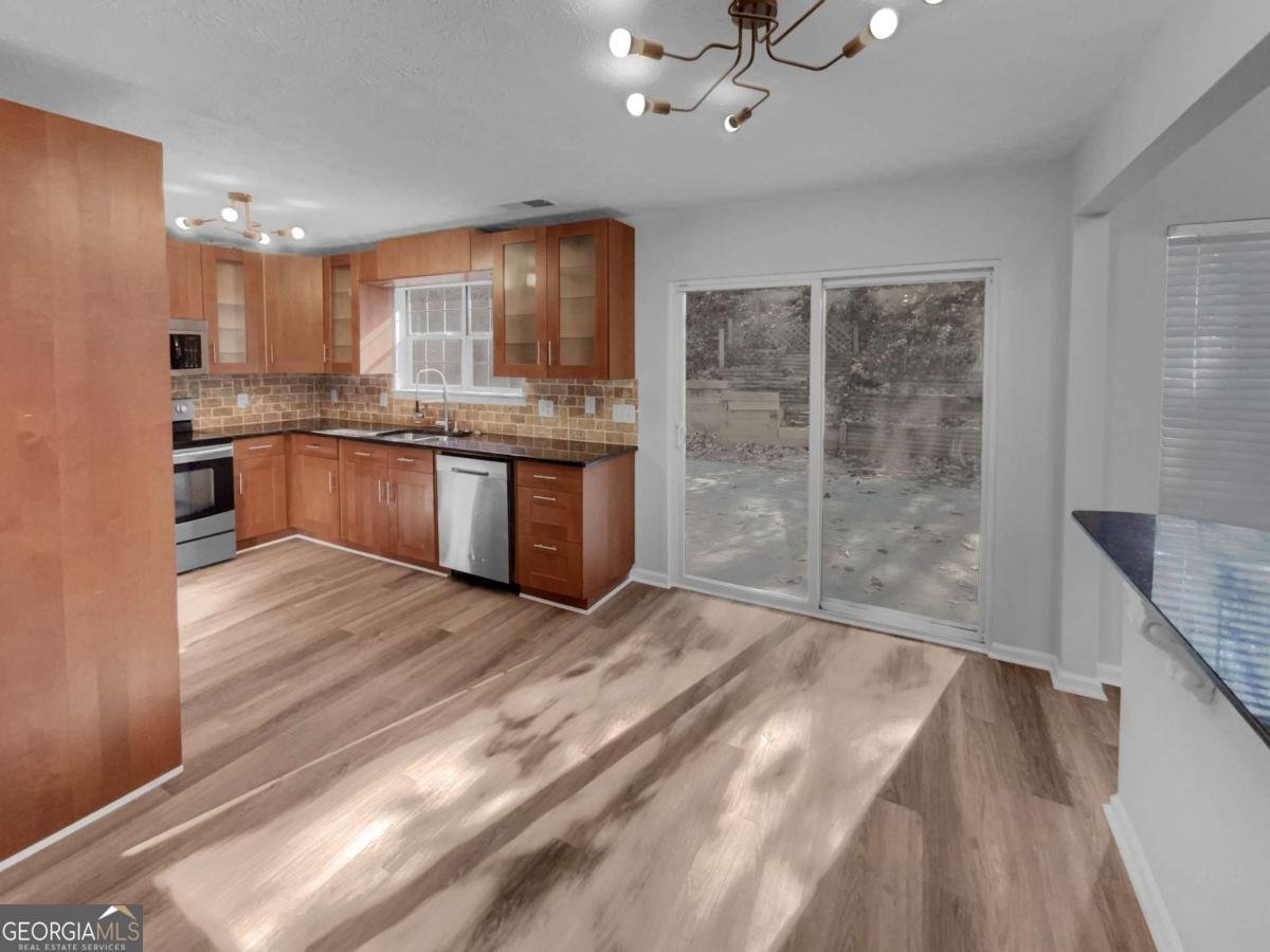 3785 Montrose Pond Walk Duluth - 18