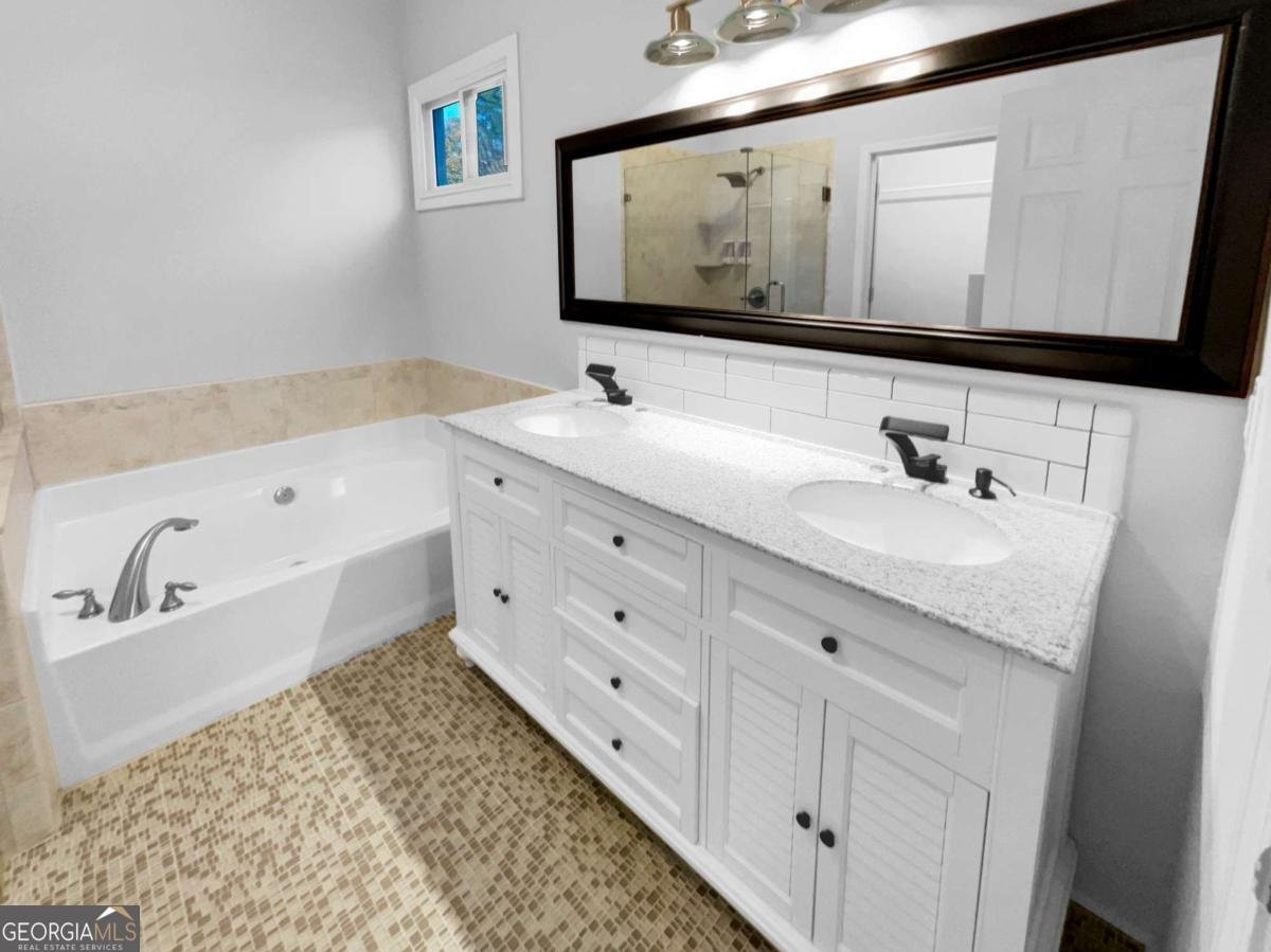 3785 Montrose Pond Walk Duluth - 46