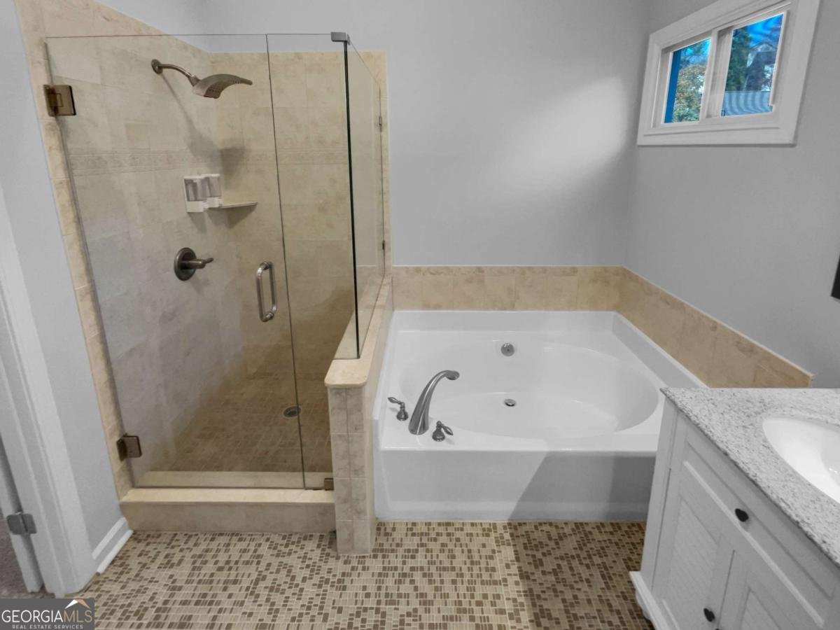 3785 Montrose Pond Walk Duluth - 48