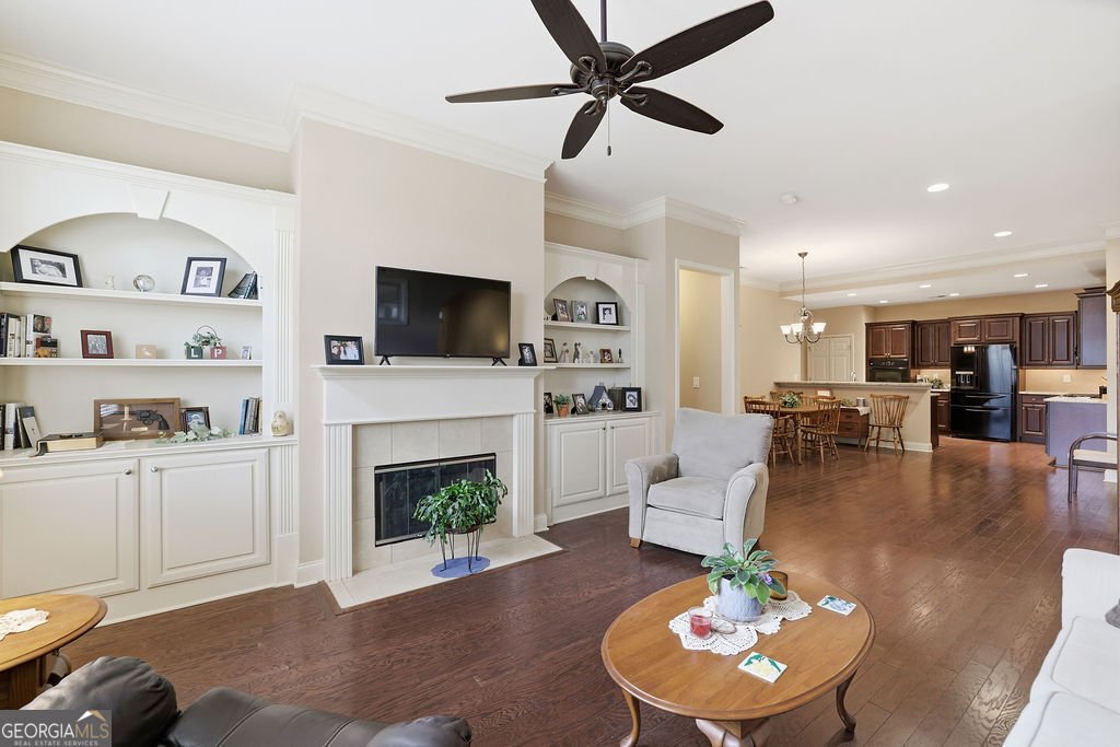 238 Orchards Circle Woodstock - 10