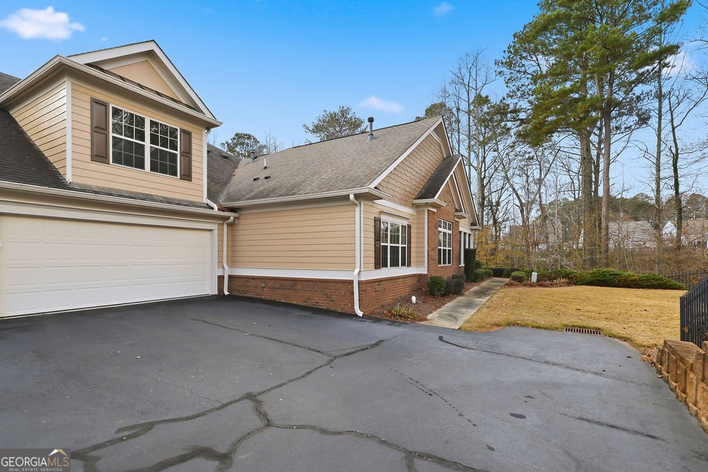 238 Orchards Circle Woodstock - 32