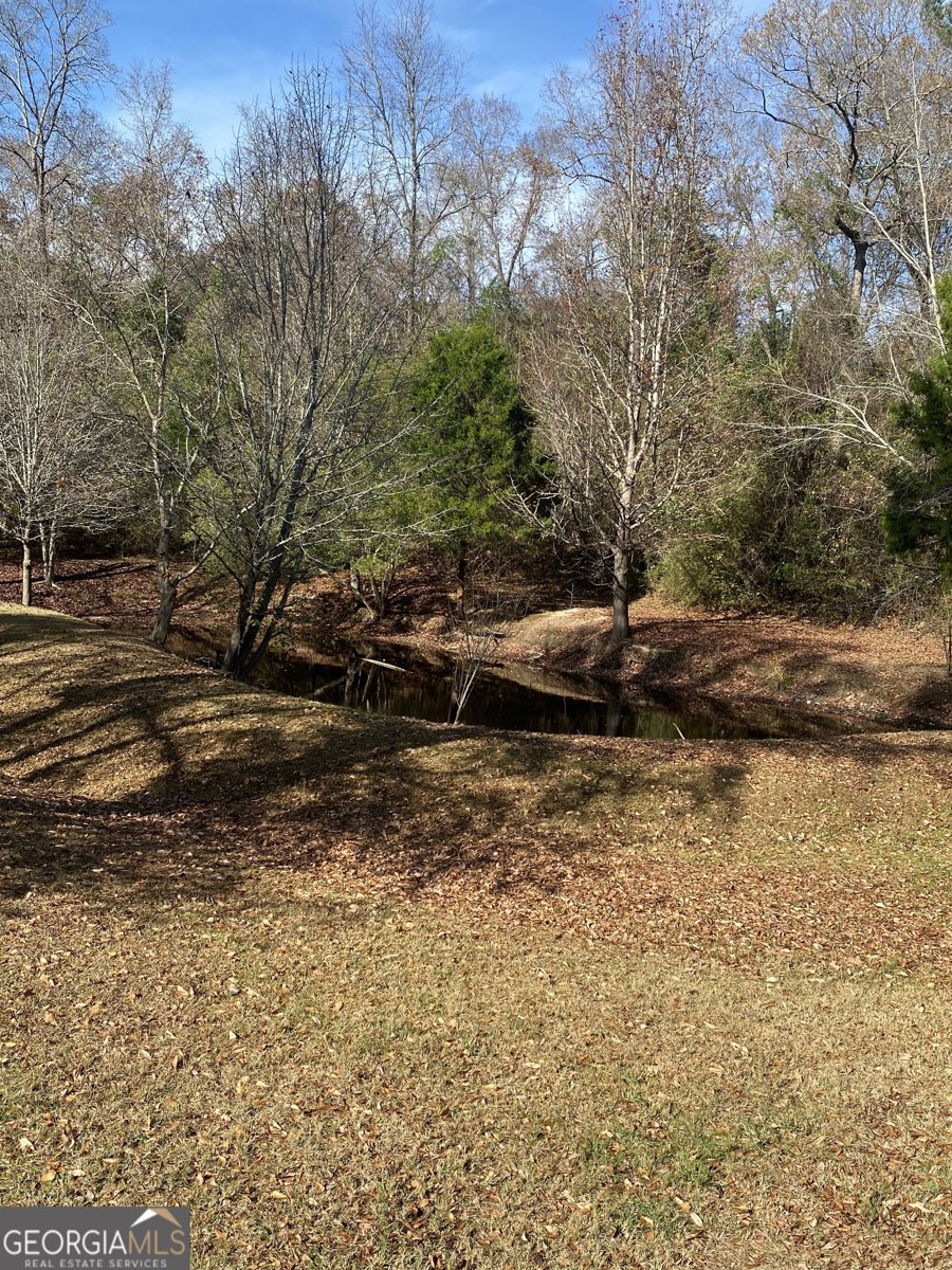 105 Oak Lake Drive Perry - 54