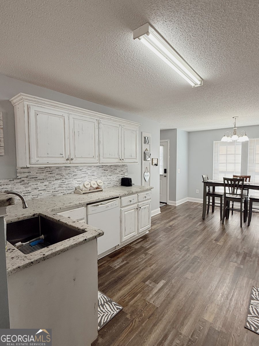 44 Quail Knoll Lane Cleveland - 12