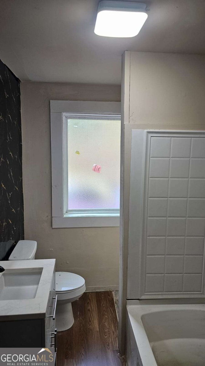 1076 Crescent Avenue Macon - 12